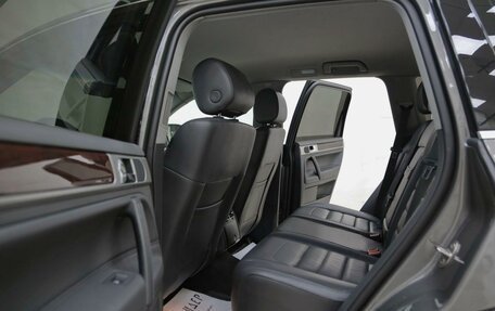 Volkswagen Touareg III, 2010 год, 1 115 000 рублей, 10 фотография