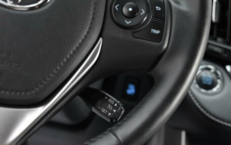 Toyota RAV4, 2018 год, 2 335 000 рублей, 11 фотография