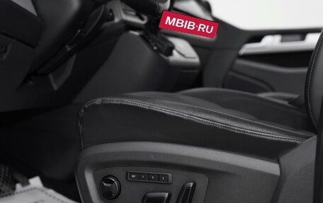 Volkswagen Multivan T5, 2015 год, 3 345 000 рублей, 9 фотография