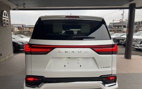 Lexus LX, 2023 год, 13 850 000 рублей, 6 фотография