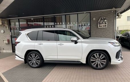 Lexus LX, 2023 год, 13 850 000 рублей, 4 фотография