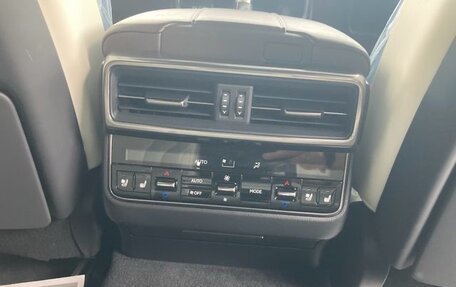 Lexus LX, 2023 год, 13 850 000 рублей, 27 фотография