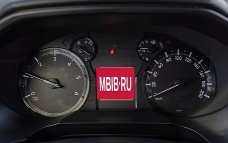 Toyota Land Cruiser Prado 150 рестайлинг 2, 2019 год, 4 999 000 рублей, 12 фотография