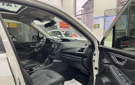 Subaru Forester, 2019 год, 2 040 000 рублей, 8 фотография