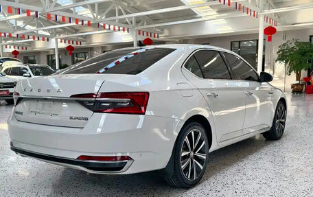 Skoda Superb III рестайлинг, 2023 год, 2 586 911 рублей, 4 фотография