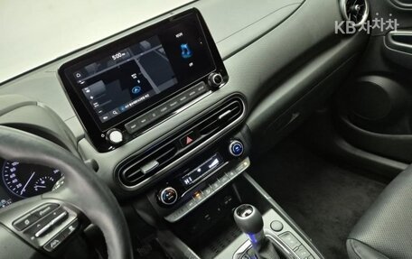 Hyundai Kona I, 2022 год, 1 938 030 рублей, 10 фотография