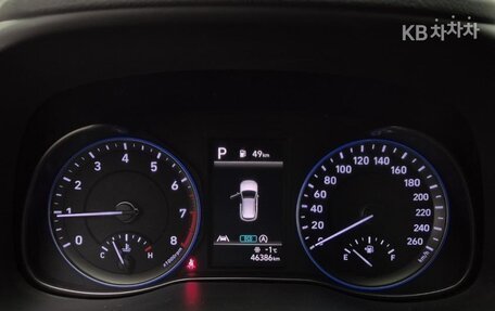 Hyundai Kona I, 2022 год, 1 938 030 рублей, 6 фотография