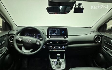 Hyundai Kona I, 2022 год, 1 938 030 рублей, 7 фотография