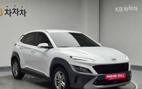 Hyundai Kona I, 2022 год, 1 938 030 рублей, 4 фотография