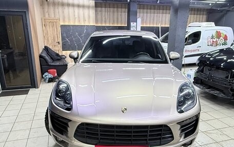 Porsche Macan I рестайлинг, 2015 год, 2 100 000 рублей, 1 фотография