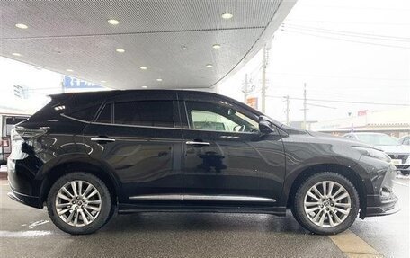 Toyota Harrier, 2017 год, 1 970 855 рублей, 3 фотография