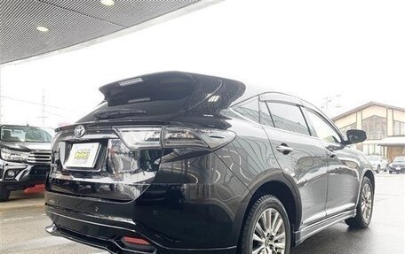 Toyota Harrier, 2017 год, 1 970 855 рублей, 4 фотография
