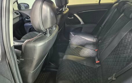 Toyota Avensis III рестайлинг, 2011 год, 965 000 рублей, 15 фотография