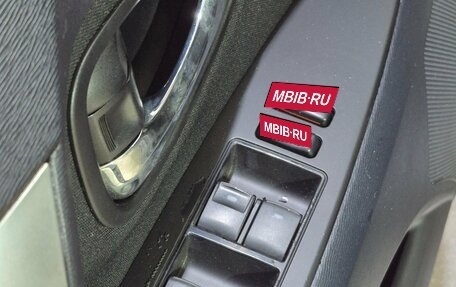 Toyota Avensis III рестайлинг, 2011 год, 965 000 рублей, 19 фотография