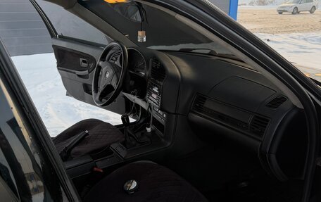 BMW 3 серия, 1997 год, 320 000 рублей, 17 фотография