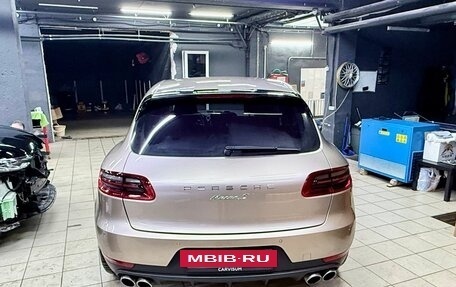 Porsche Macan I рестайлинг, 2015 год, 2 100 000 рублей, 5 фотография