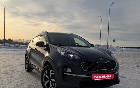 KIA Sportage IV рестайлинг, 2020 год, 2 600 000 рублей, 6 фотография