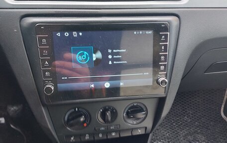 Skoda Rapid I, 2016 год, 900 000 рублей, 13 фотография