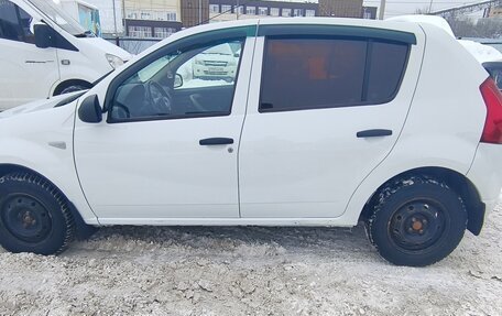 Renault Sandero I, 2013 год, 545 000 рублей, 2 фотография