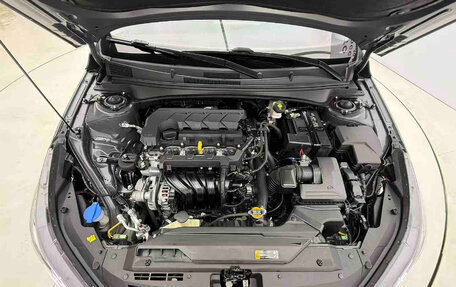 Hyundai Elantra, 2023 год, 1 680 000 рублей, 8 фотография