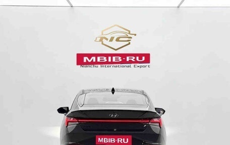 Hyundai Elantra, 2023 год, 1 680 000 рублей, 5 фотография