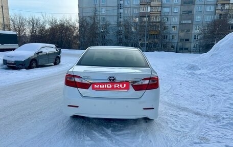 Toyota Camry, 2012 год, 1 680 000 рублей, 5 фотография