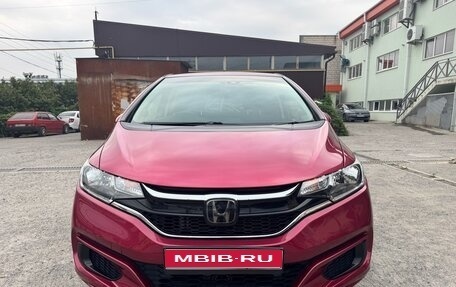 Honda Fit III, 2019 год, 1 300 000 рублей, 1 фотография