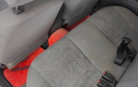 Daewoo Nexia I рестайлинг, 2004 год, 110 000 рублей, 3 фотография