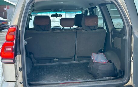 Toyota Land Cruiser Prado 120 рестайлинг, 2008 год, 1 950 000 рублей, 17 фотография