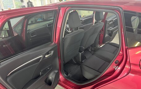 Honda Fit III, 2019 год, 1 300 000 рублей, 9 фотография