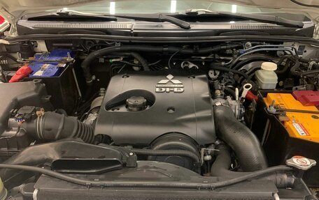 Mitsubishi L200 IV рестайлинг, 2014 год, 1 800 000 рублей, 7 фотография