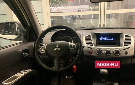 Mitsubishi L200 IV рестайлинг, 2014 год, 1 800 000 рублей, 9 фотография