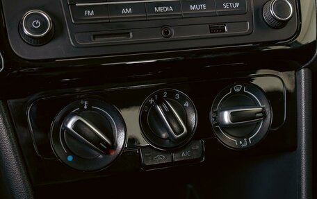 Volkswagen Polo VI (EU Market), 2017 год, 1 055 000 рублей, 15 фотография