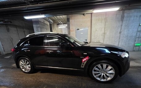 Infiniti QX70, 2014 год, 2 200 000 рублей, 3 фотография