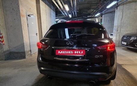 Infiniti QX70, 2014 год, 2 200 000 рублей, 5 фотография