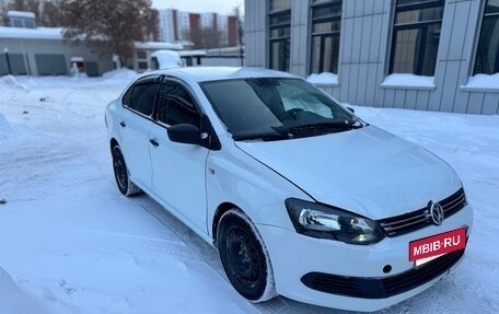 Volkswagen Polo VI (EU Market), 2012 год, 430 000 рублей, 3 фотография