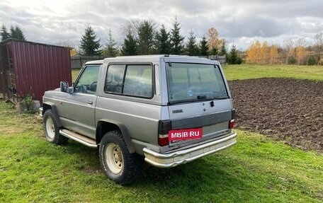 Nissan Patrol, 1990 год, 500 000 рублей, 2 фотография
