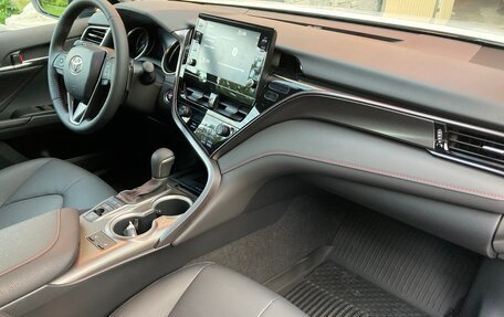 Toyota Camry, 2021 год, 5 500 000 рублей, 22 фотография