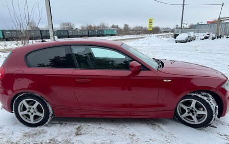 BMW 1 серия, 2011 год, 900 000 рублей, 4 фотография