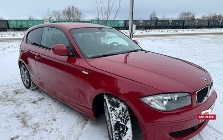 BMW 1 серия, 2011 год, 900 000 рублей, 3 фотография
