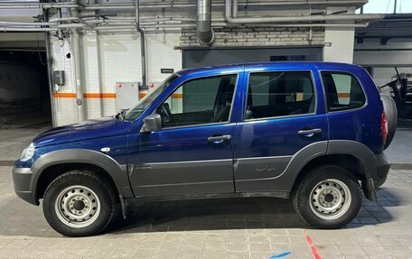 Chevrolet Niva I рестайлинг, 2019 год, 799 000 рублей, 5 фотография