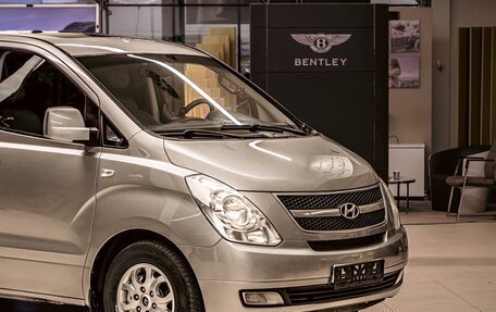 Hyundai Grand Starex Grand Starex I рестайлинг 2, 2011 год, 1 695 000 рублей, 9 фотография