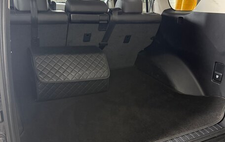 Toyota Land Cruiser Prado 150 рестайлинг 2, 2016 год, 4 100 000 рублей, 14 фотография