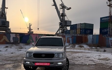 Toyota Land Cruiser 100 рестайлинг 2, 2001 год, 1 400 000 рублей, 4 фотография