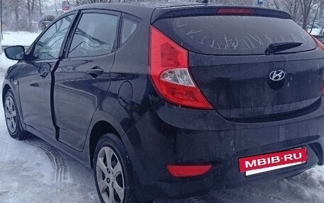 Hyundai Solaris II рестайлинг, 2013 год, 650 000 рублей, 6 фотография