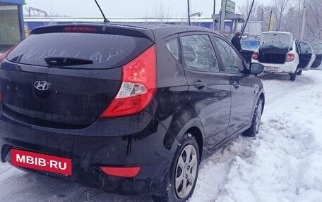 Hyundai Solaris II рестайлинг, 2013 год, 650 000 рублей, 4 фотография
