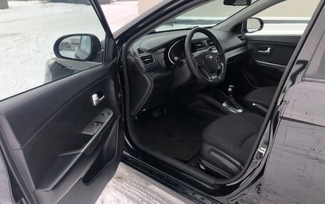 KIA Rio III рестайлинг, 2016 год, 980 000 рублей, 10 фотография