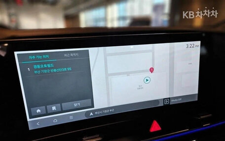 KIA Carnival, 2024 год, 6 036 027 рублей, 12 фотография