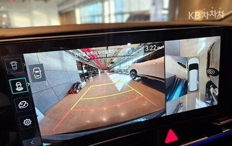 KIA Carnival, 2024 год, 6 036 027 рублей, 13 фотография