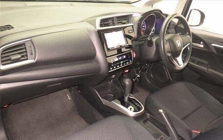Honda Fit III, 2017 год, 895 000 рублей, 3 фотография